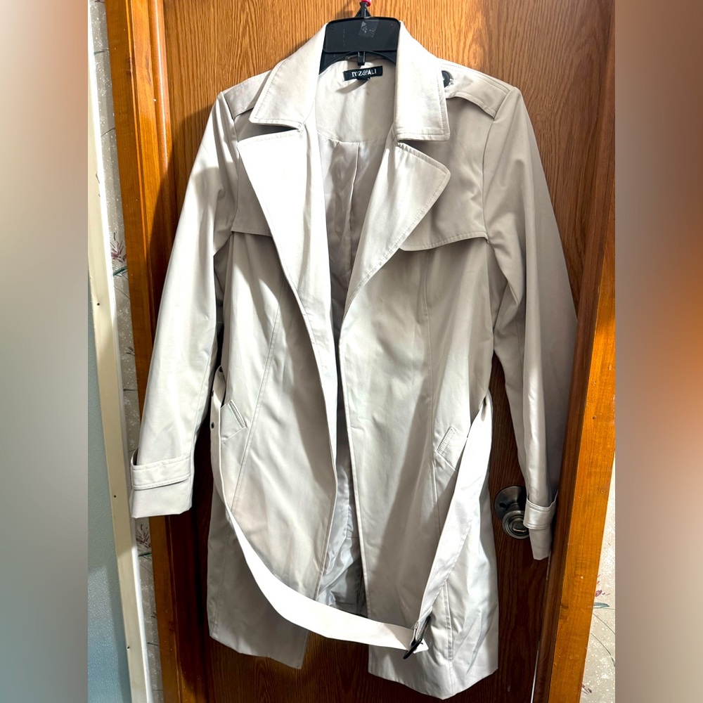 Women Coat sz s-m